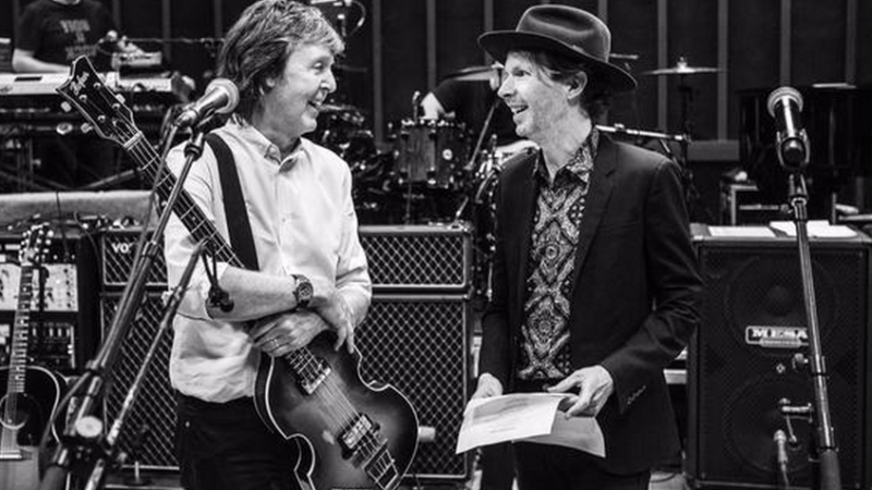Paul McCartney lança versão de ‘Find My Way’ com Beck; ouça