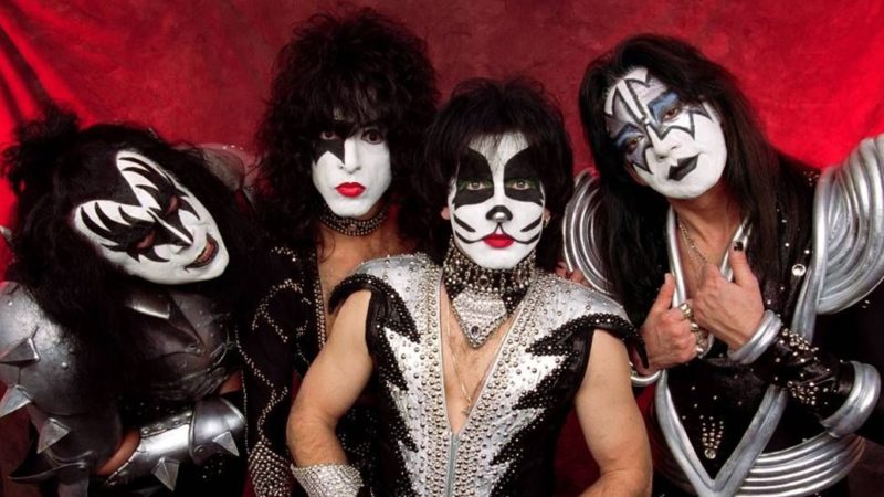 KISS anuncia álbum ao vivo ‘Off the Soundboard: Tokyo 2001’