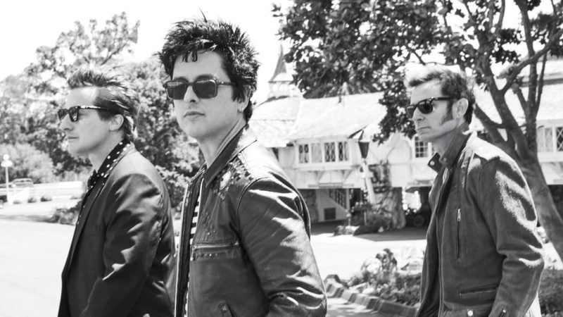 Green Day lança a inédita 'Pollyanna'; confira lyric video
