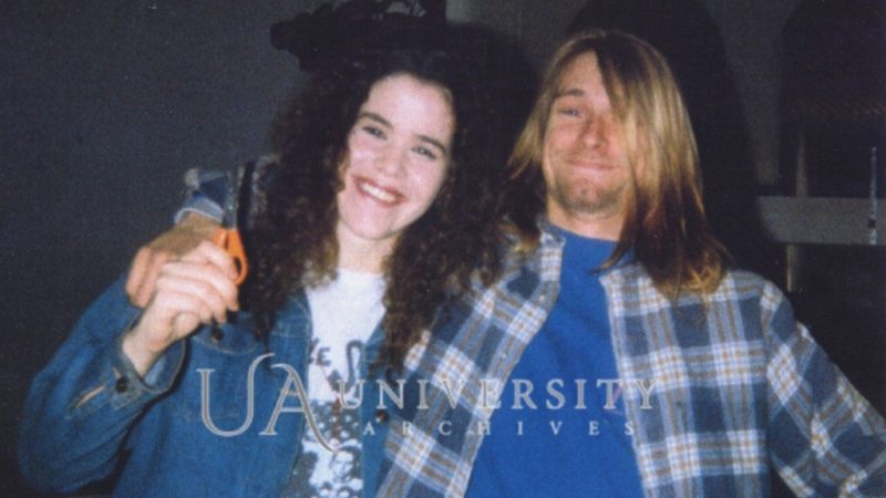 Fios de cabelo de Kurt Cobain são leiloados por 75 mil reais