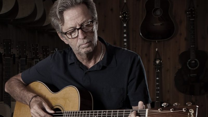 Eric Clapton não fará shows em locais que exijam vacina