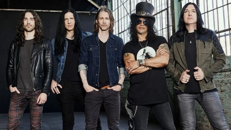 Slash lançará novo álbum com selo da Gibson