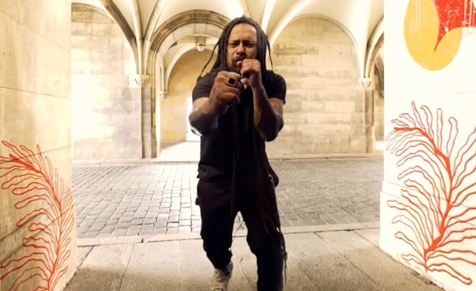 Marcelo Falcão lança clipe de ‘Em Busca da Luz’ em realidade virtual; assista