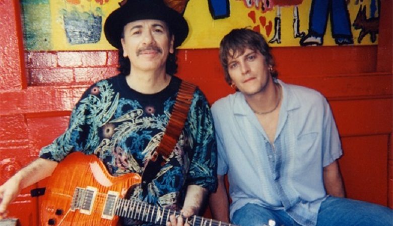 Carlos Santana e Rob Thomas retomam parceria em 'Move'; ouça