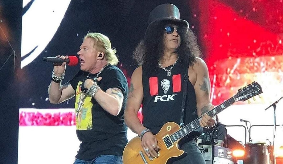 Guns N’ Roses apresenta ‘nova música’ em show em Boston; confira ‘Absurd’