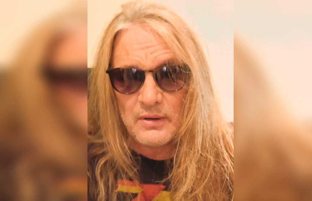 Sebastian Bach, ex-Skid Row, testa positivo para Covid-19