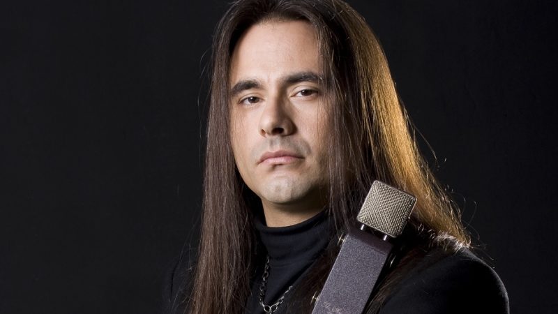 Documentário 'Andre Matos - Maestro do Rock' será exibido nos cinemas