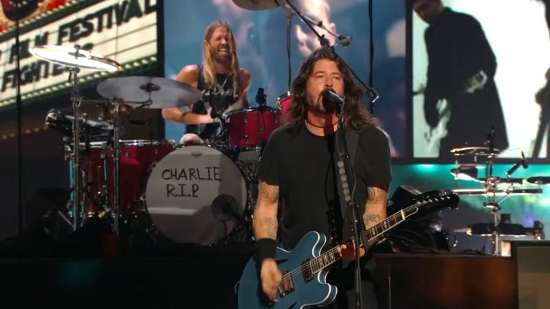 Foo Fighters recebe prêmio especial do MTV Video Music Awards; confira performance