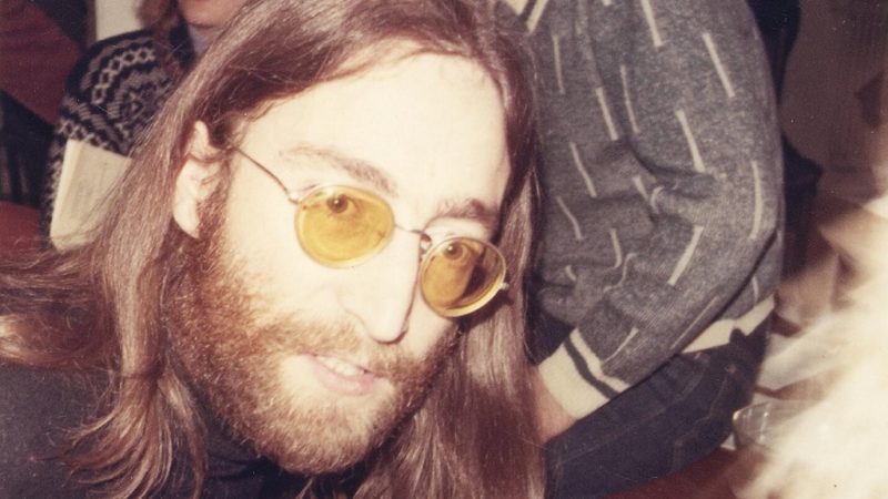 John Lennon: gravação com música inédita é vendida por R$ 315 mil em leilão