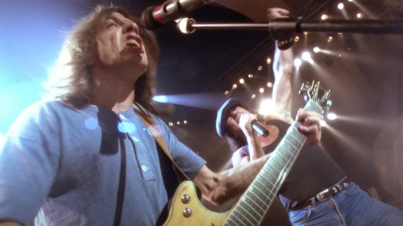 AC/DC: clipe de 'Thunderstruck' ultrapassa 1 bilhão de visualizações no YouTube