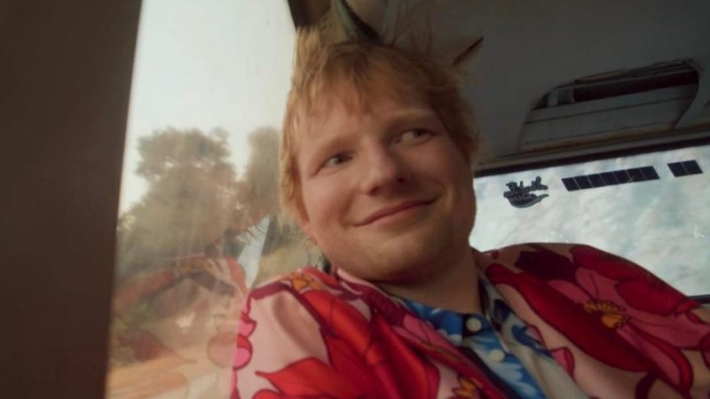 Ed Sheeran lança clipe do single 'Overpass Graffiti' de novo álbum