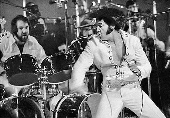 Ronnie Tutt, baterista de Elvis Presley, morre aos 83 anos
