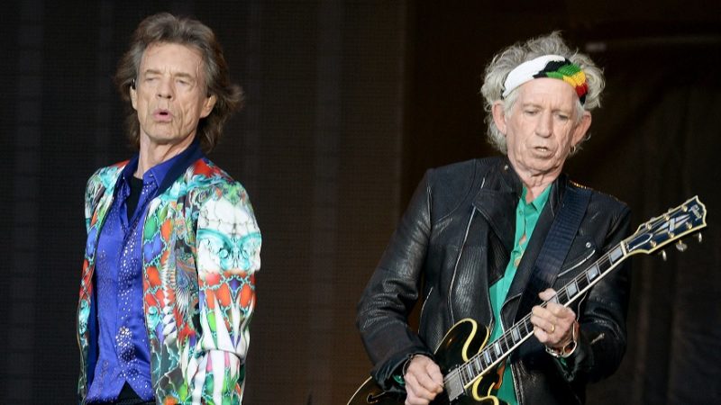 Rolling Stones deixam de tocar 'Brown Sugar' por causa de referências à escravidão