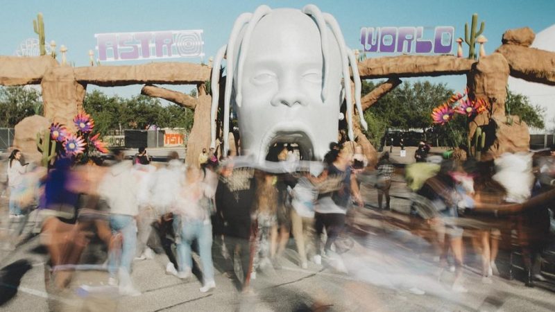 Morre criança de 9 anos que ficou ferida no Astroworld Festival de Travis Scott