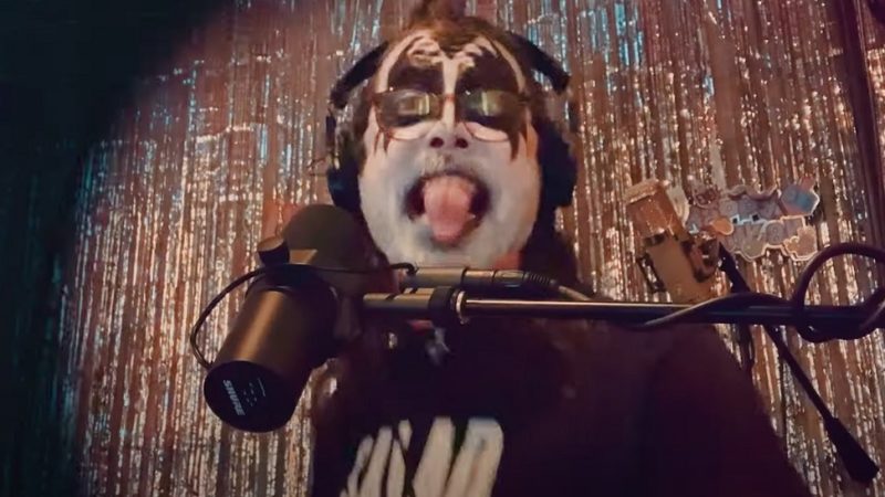 Dave Grohl encerra Hannukah Sessions 2021 com cover de 'Rock and Roll All Nite', do KISS
