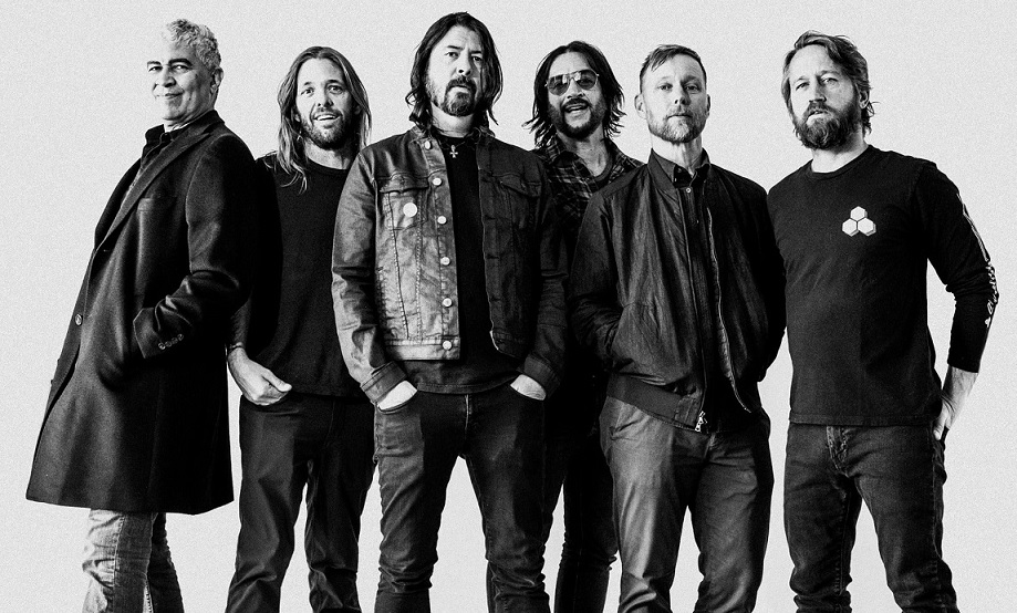 Foo Fighters cancela show após estádio negar medidas de segurança contra covid-19