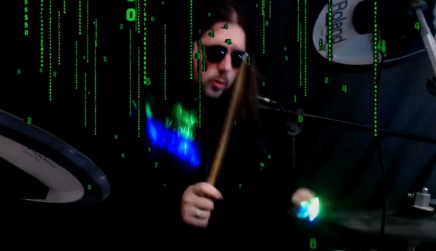 Caio Gaona, o Geek Batera, lança versão de tema de ‘Matrix’