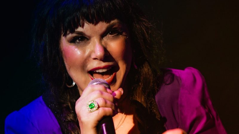 Ann Wilson, do Heart, lança versão de 'Rooster', do Alice in Chains; confira clipe