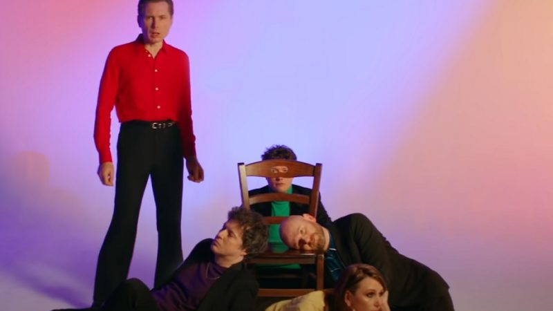 Franz Ferdinand divulga clipe do single 'Curious'