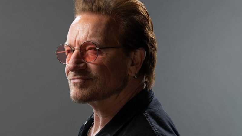 Bono diz ter vergonha da própria voz e não gosta do nome U2