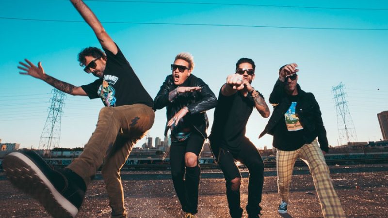 Papa Roach lança novo single 'Standp Up'; ouça
