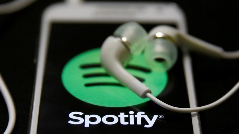 Spotify promete combater desinformação sobre a covid-19 após boicote de Neil Young