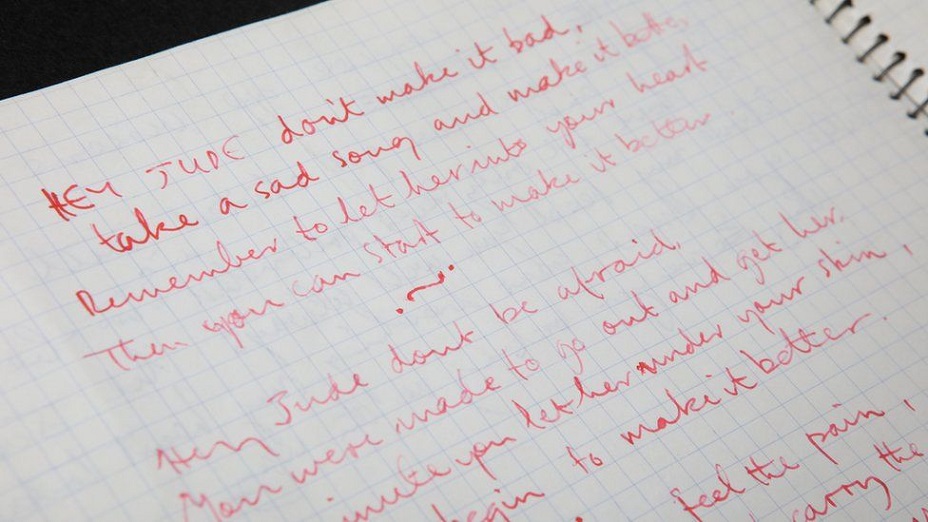 Beatles: letra de ‘Hey Jude’ escrita à mão será exibida em museu