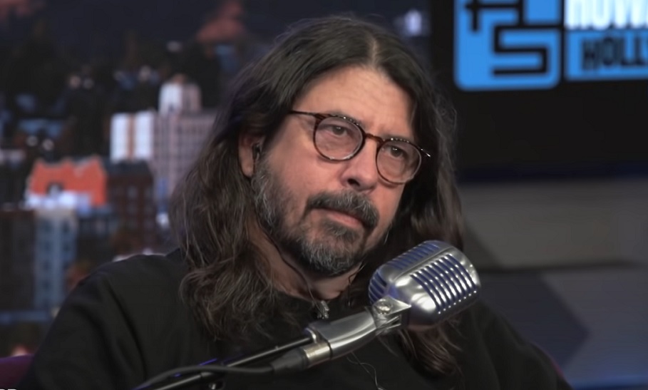 Dave Grohl, do Foo Fighters, revela detalhes sobre perda de audição