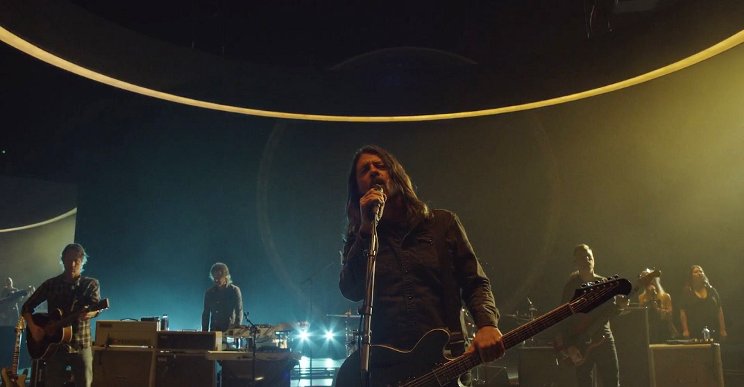 Foo Fighters: assista show da banda como parte do Super Bowl