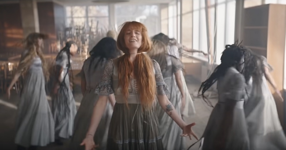 Florence + The Machine lança clipe do novo single ‘Heaven is Here’ filmado na Ucrânia