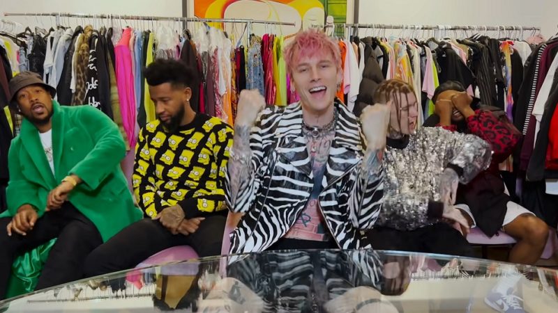 Machine Gun Kelly lança clipe de 'Ay!', parceria com Lil Wayne