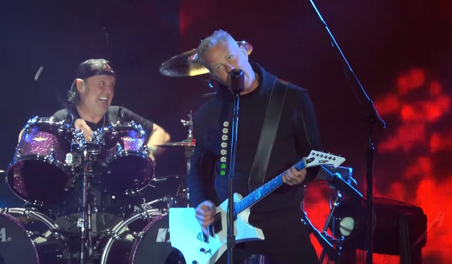 Metallica divulga vídeos oficiais de recente performance no Chile; assista