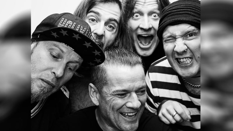 Ugly Kid Joe está de volta com a inédita 'That Ain't Livin'; confira clipe