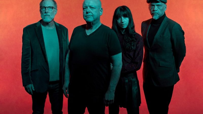 Pixies anuncia novo álbum 'Doggerel' e divulga single 'There’s a Moon On'