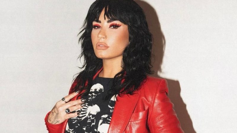 Demi Lovato lança novo álbum 'Holy Fvck' com pegada rock; ouça