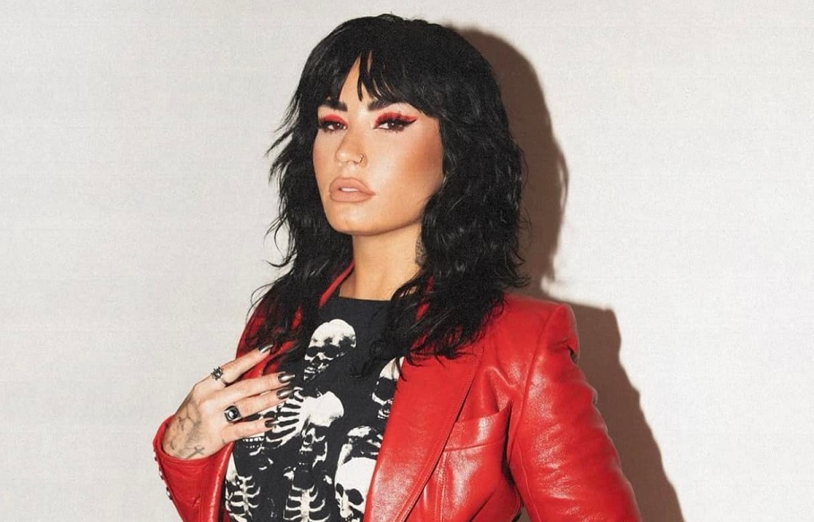 Demi Lovato lança novo álbum ‘Holy Fvck’ com pegada rock; ouça
