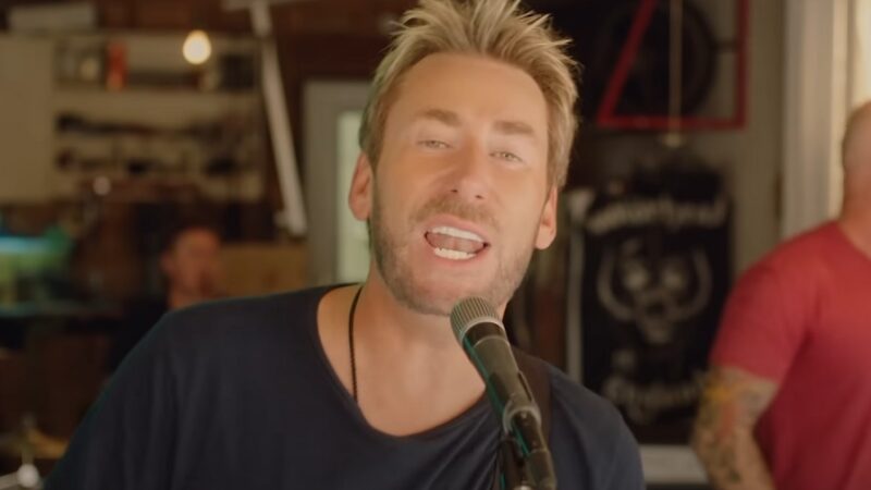 Nickelback revisita passado no clipe de ‘Those Days’
