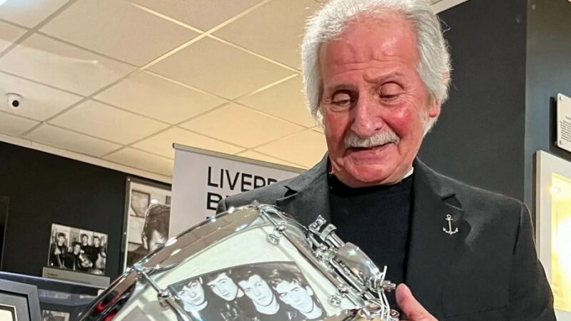 Pete Best, primeiro baterista dos Beatles, vem ao Brasil em novembro