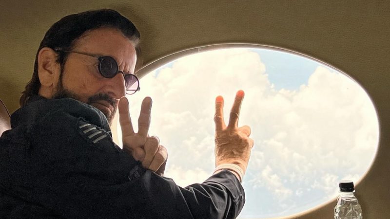 Ringo Starr cancela shows após testar positivo para Covid-19