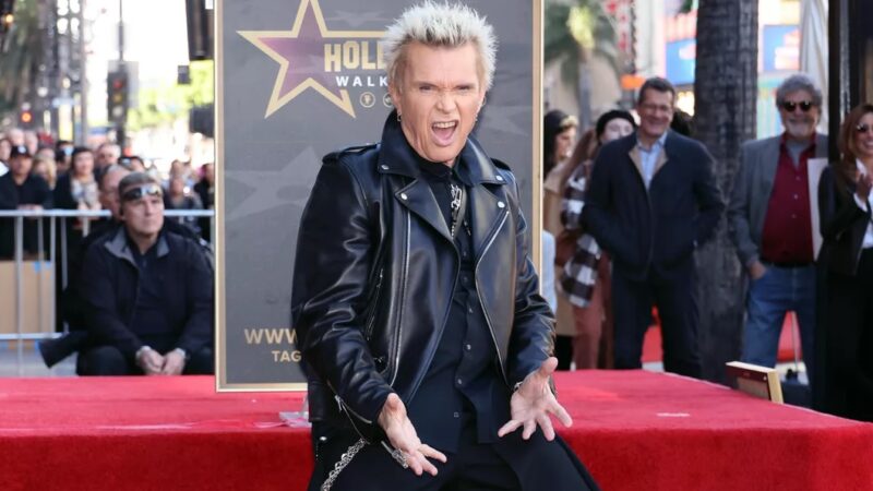 Billy Idol ganha estrela na Calçada da Fama de Hollywood