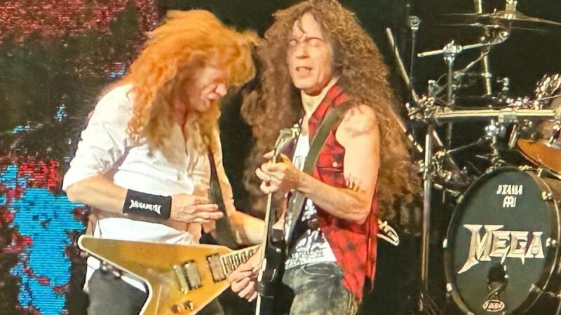 Marty Friedman se reúne com Megadeth em show especial no Japão; assista