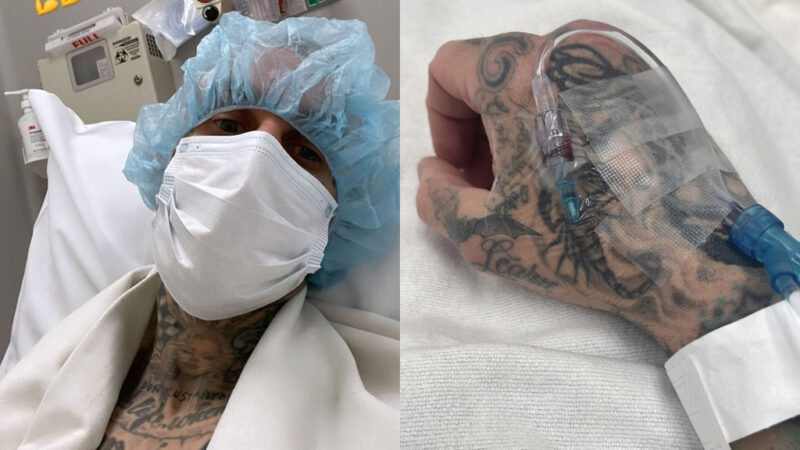 Blink-182: Travis Barker divulga fotos na sala de cirurgia