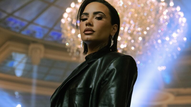 Demi Lovato lança 'Still Alive', faixa do filme 'Pânico VI'; assista clipe