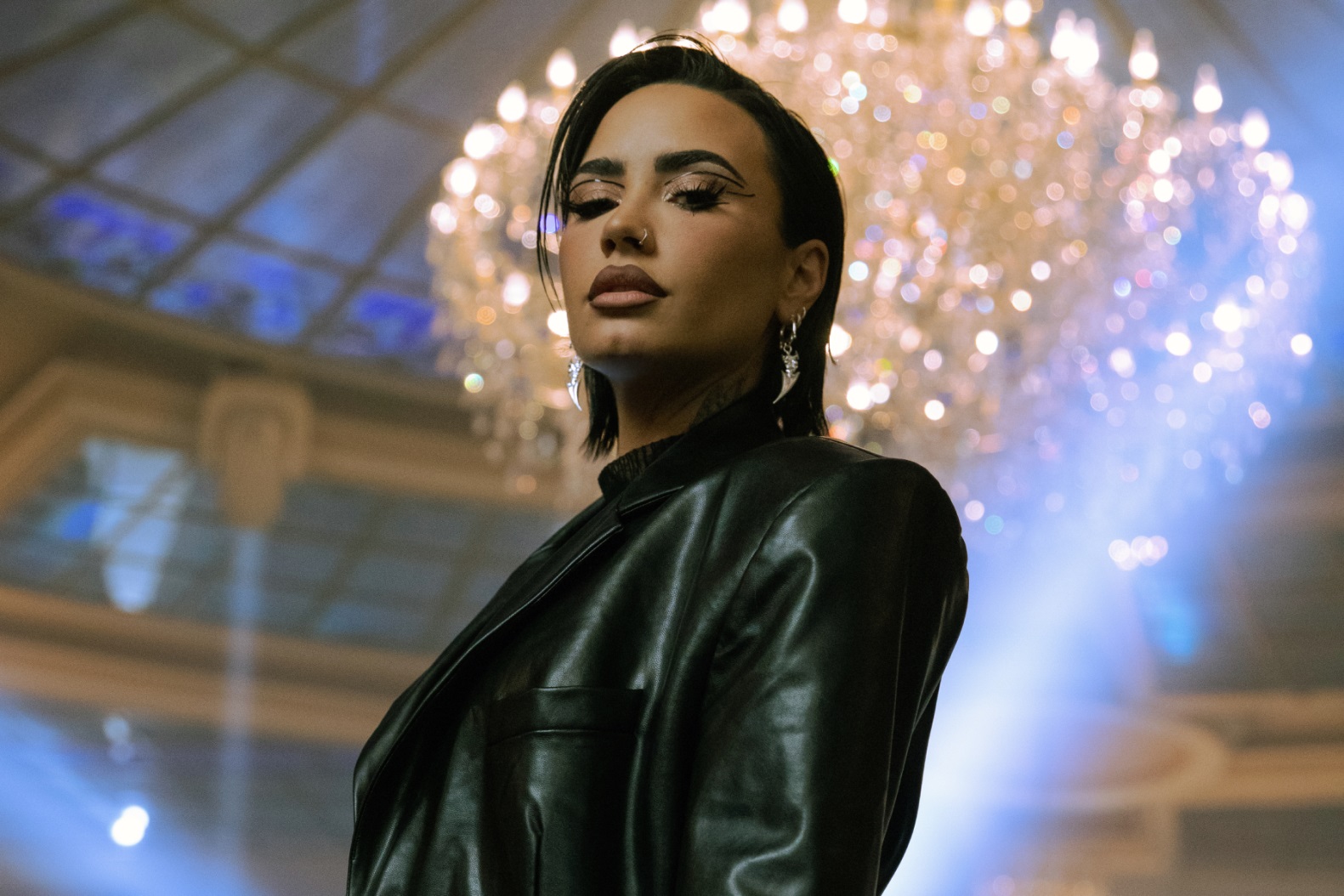 Demi Lovato lança ‘Still Alive’, faixa do filme ‘Pânico VI’; assista clipe