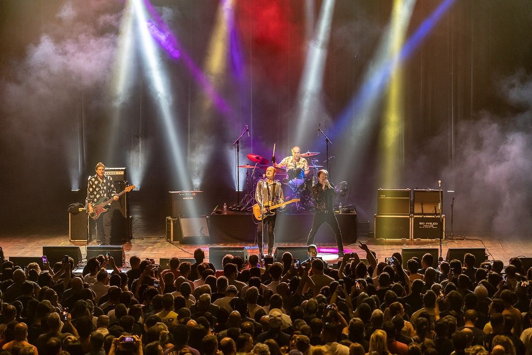 Hoodoo Gurus comemora retorno ao Brasil com sucessos da surf music em SP