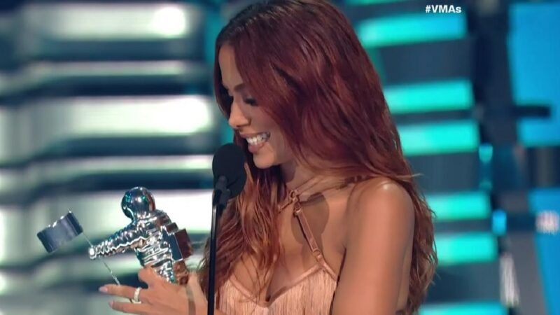 Anitta vence prêmio de Melhor Clipe Latino no VMA 2023