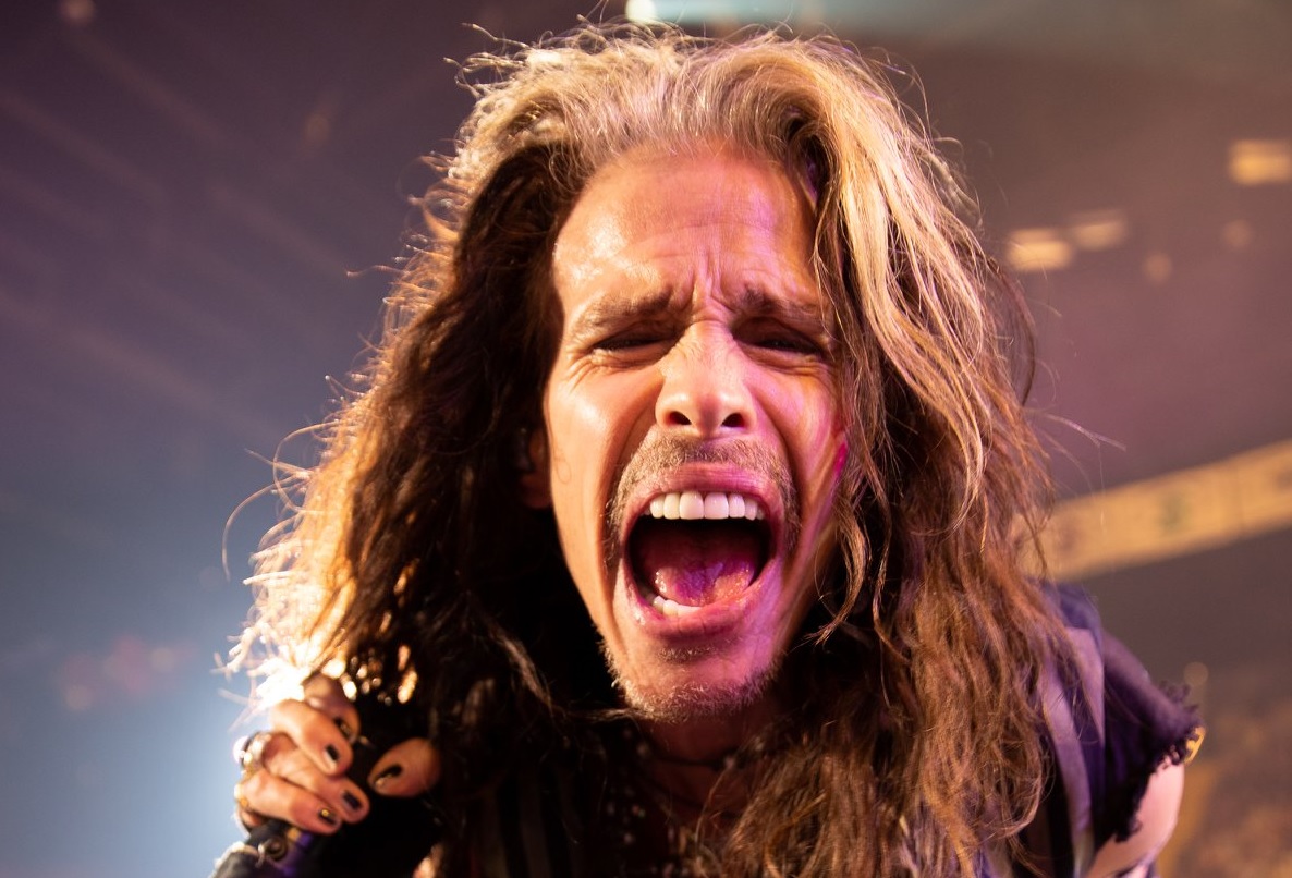 Aerosmith: danos graves nas cordas vocais de Steven Tyler fazem banda adiar turnê de despedida