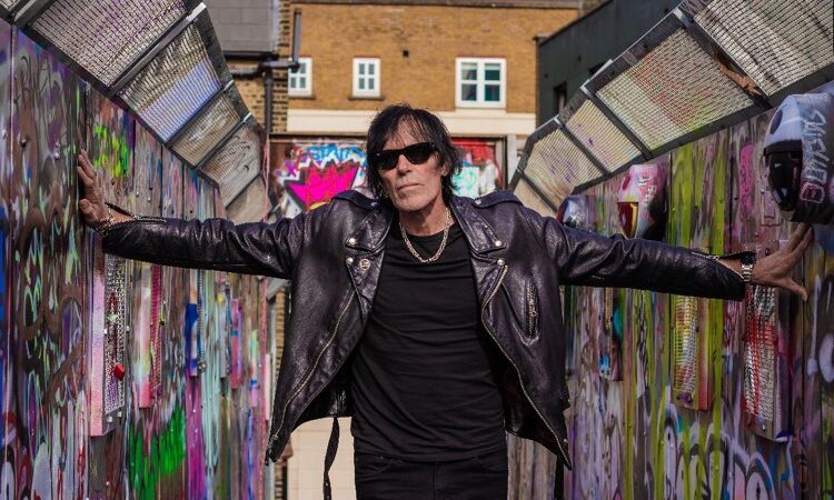 Richie Ramone se apresenta em Santo André neste domingo