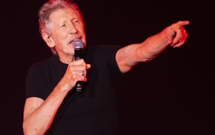 Roger Waters encerra turnê no Brasil com performance apoteótica em SP