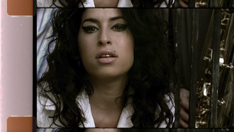 Amy Winehouse: assista lyric video com trechos inéditos do clipe de 'Rehab'